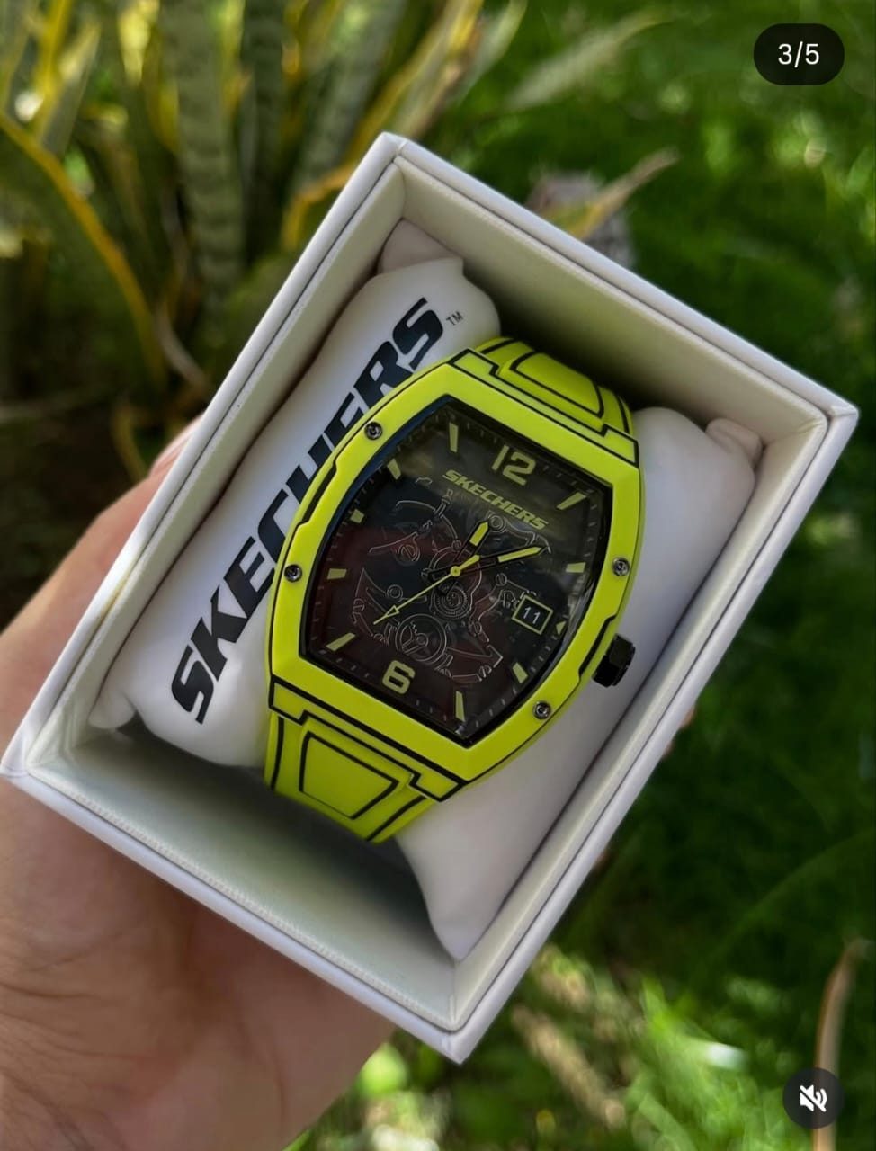 Reloj Skechers verde lima en su estuche original